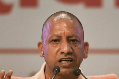 UP Govt to Provide Maintenance Allowance to Over 1 Crore Labourers Due to Covid Pandemic