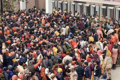 Ayodhya on 'Crowd' Nine: Braving Biting Cold, Devotees Throng Ram Temple; 19 Lakh Visitors in 6 Days