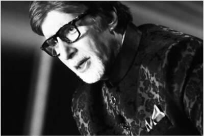 Amitabh Bachchan Celebrates 52 Years in Hindi Film Industry