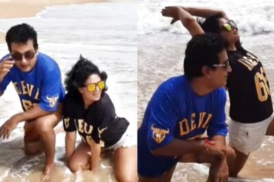 Kavita Kaushik Has the Time of Her Life Goofing Around With Hubby Ronnit Biswas on the Beach, Watch