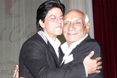 Bollywood stars, fans pay final tribute to Yash Chopra
