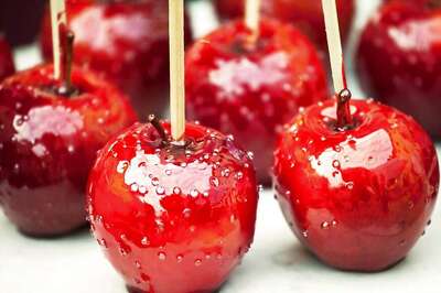 Expert Warns Consumers to be Careful With Caramel Apples This Halloween