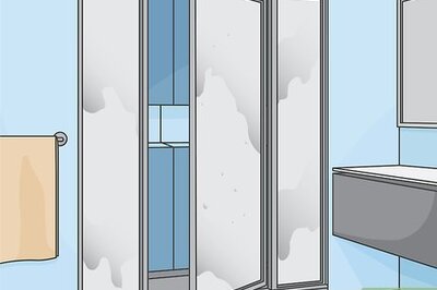 How to Keep Shower Glass Clean