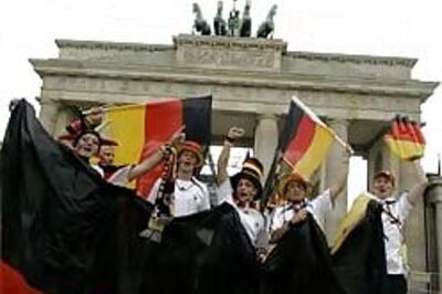 Argentines plan to spoil German party