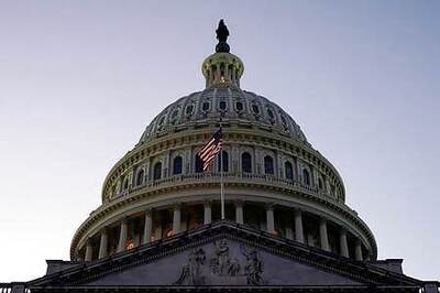 White House, Congress to resume coronavirus talks on major issues