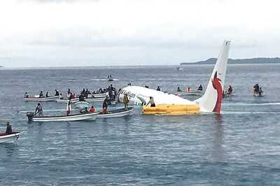 Five Killed as Honduras Plane Plunges into Sea Minutes After Taking Off