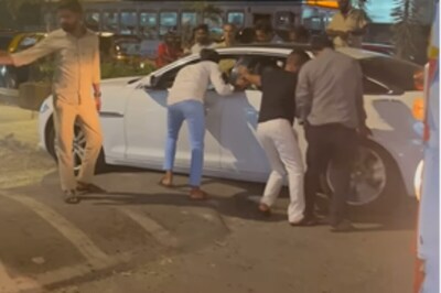 Jaguar Sedan Stuck On Mumbai Speed Breaker, People Point At ‘Poor Infrastructure’
