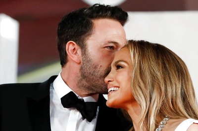 Ben Affleck, Jennifer Lopez Share Steamy Kiss As They Make Red Carpet Debut at Venice Film Festival