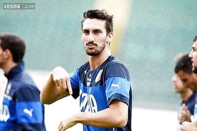 Roma defender David Astori out with knee injury