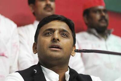 'Akhilesh govt spends Rs 120 crore to protect VIPs'