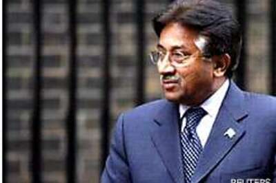 PPP ready to sacrifice Musharraf to survive in power