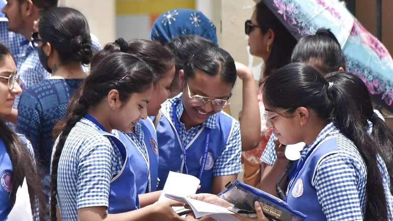 SC Extends by a Year Exemption to Linguistic Minority School Students from Writing Tamil Language Paper