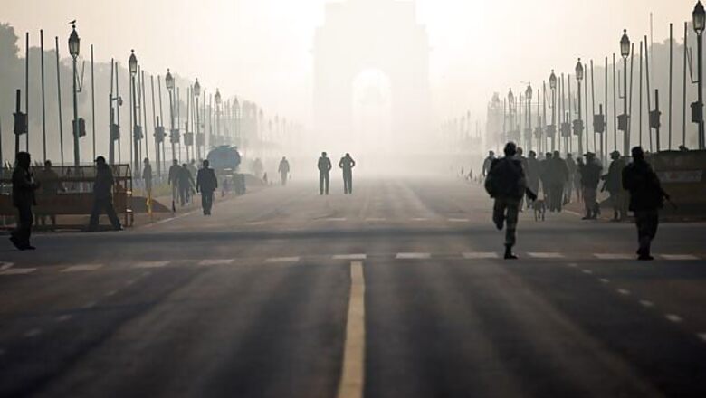 Centre asks Naxal-hit states to intensify vigil for Republic Day