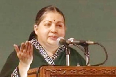 'Gift' me 40 Lok Sabha seats: Jaya to partymen
