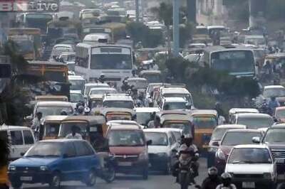 Delhi MLAs raise awareness about odd-even scheme, urge residents to use public transport
