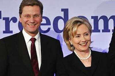 Germans, Americans awarded for Berlin Wall's fall