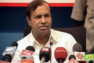 DMK chief asks his MPs to attend oath taking