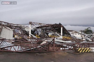 Fast-moving storm kills five as tornadoes rip US Midwest