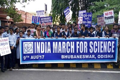 India's March For Science: Fund Research, Not Study of Cow, Say Scientists