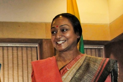 Meira Kumar Meets Arvind Kejriwal, Seeks Support
