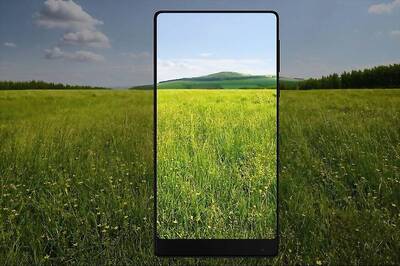 Smartphone Designs Experiencing New Trend With Standout Screens