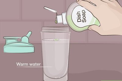How to Remove Odors from a Protein Shaker