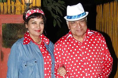 Javed Akhtar Gives Update on Shabana Azmi's Health: No Serious Harm Done