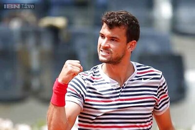 Grigor Dimitrov upsets top-seeded Stanislas Wawrinka at Queen's