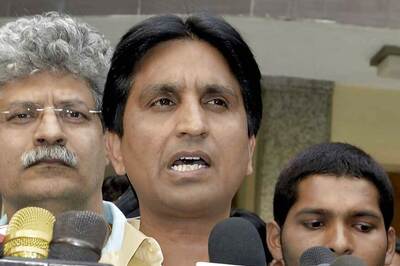 'Put a Repeat Alarm': Kumar Vishwas Mocks Reports of Him Joining BJP