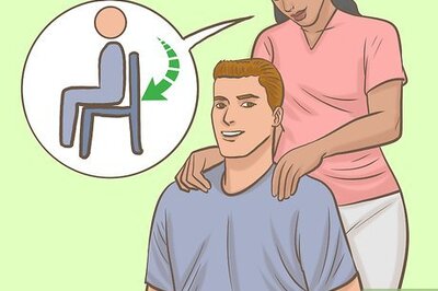 How to Give a Shoulder Massage