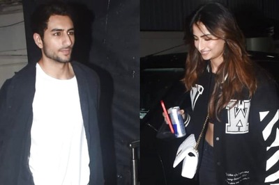 Ibrahim Ali Khan and Palak Tiwari Caught Chatting; Video of Rumoured Couple Goes Viral