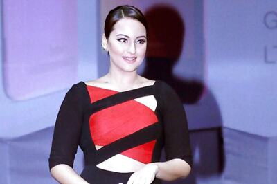 Sonakshi Sinha wants equal pay for women in all professions