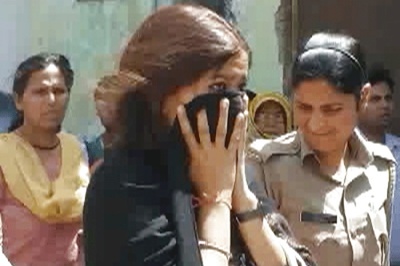 Meerut: Unmarried Couple Face Hindu Vahini Wrath for Being in a Room