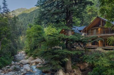 Valentine’s Day 2024: 5 Romantic Escapades to Delhi's Best-Kept Weekend Secrets