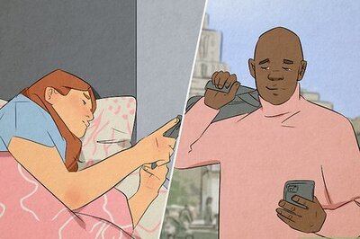 30+ Messages to Send a Grieving Friend Through Text