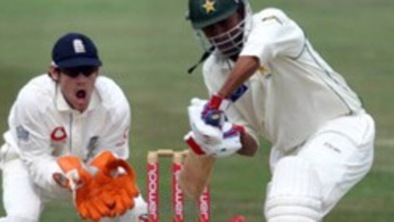 Yousuf, Younis rewrite batting records