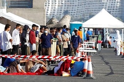More Than 200 Migrants Stuck In Gran Canaria Dockside Camp