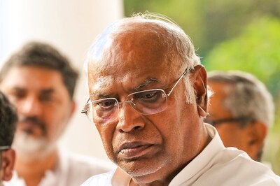 'Must Have Got Direction from 10 Janpath...': BJP Slams Cong Chief Kharge for Skipping PM's I-Day Speech