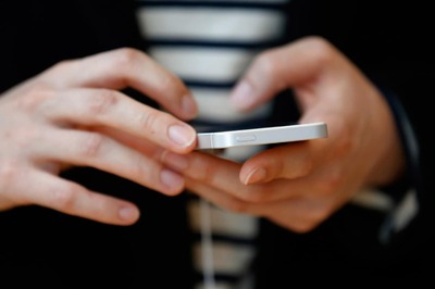 Want to Port Your Mobile Number Online? Here's How That Can be Done