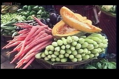 October inflation inches up to 7 per cent; highest in FY14