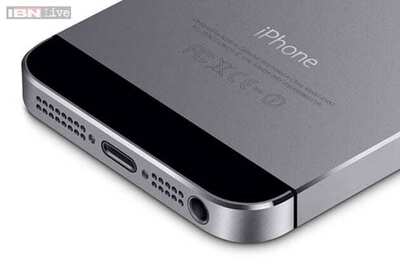 Hon Hai to recruit over 1,00,000 people in mainland China to produce new iPhone: Report