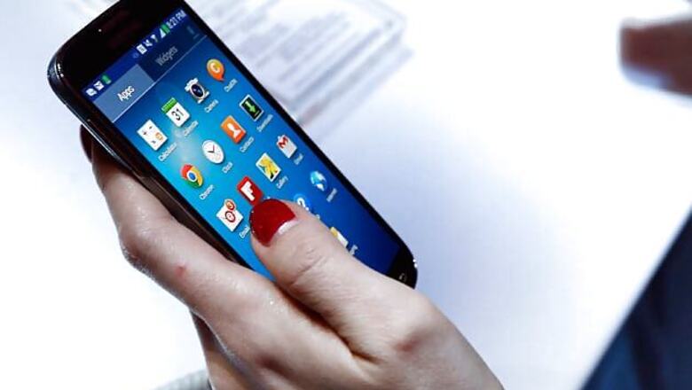 Samsung close to mobile-device deal with FBI: Sources
