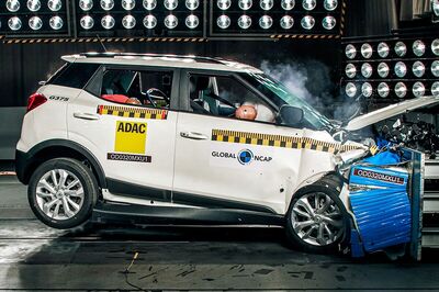 Mahindra XUV300 Scores Full 5-Stars at Global NCAP Crash Test in Africa: Watch Video