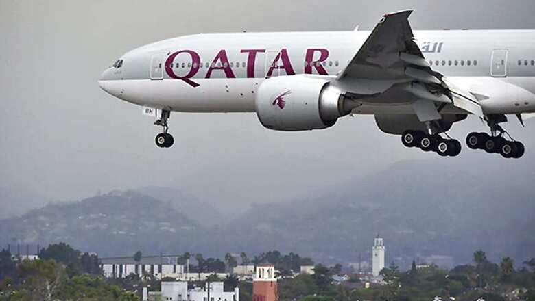 Ukranian Passenger Suffers Heart Attack on Board Qatar Airways Flight, Dies