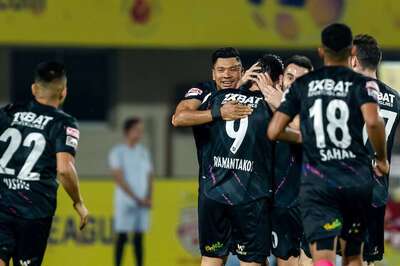 ISL 2022-23: Kerala Blasters End Hyderabad FC's Unbeaten Run with 1-0 Victory