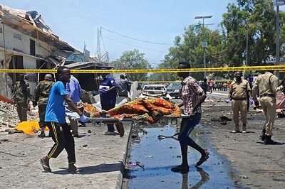 Somalia Roadside Bomb Kills at Least 19 in Minibus, Says Official