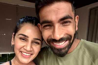 'Science Textbook Toh Yaad Hoti Nahi Hai...': Jasprit Bumrah's Wife Sanjana Ganesan Gives Befitting Reply After Troll Attempts to Body Shame Her