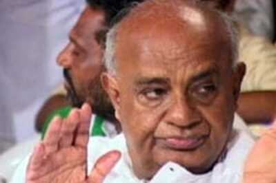 Live Webcast: H D Deve Gowda addresses the Press