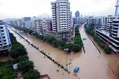 Floods ravage China, 164 killed