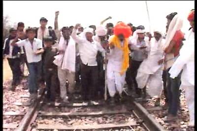 Gujjar stir: Train cancellation causing revenue loss of Rs 15 crore per day to Western Railways